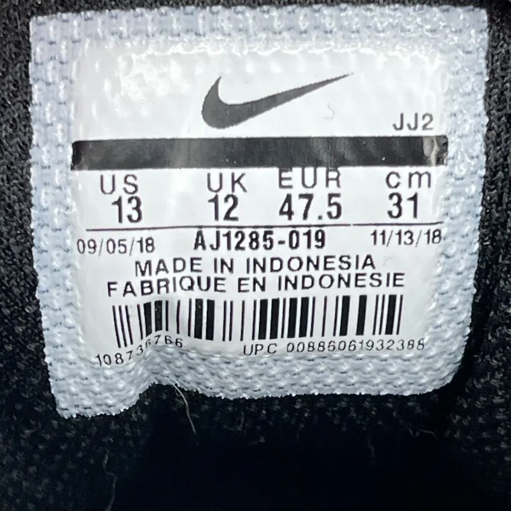 Nike Air Max 90 Essential Mens Size 13 Triple Black Running Comfort Walking Gym